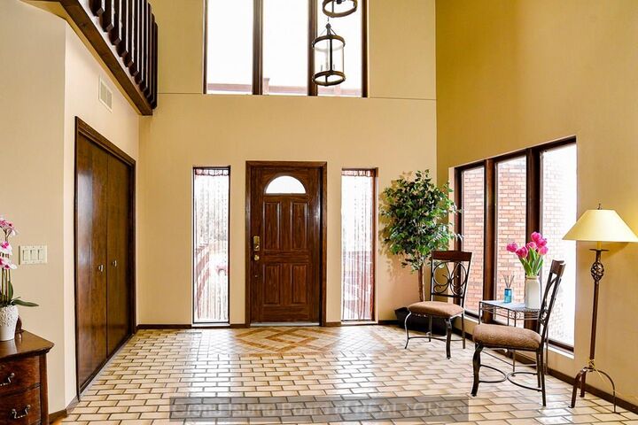 Property Photo:  225 Lakeside Dr  NE 68801 