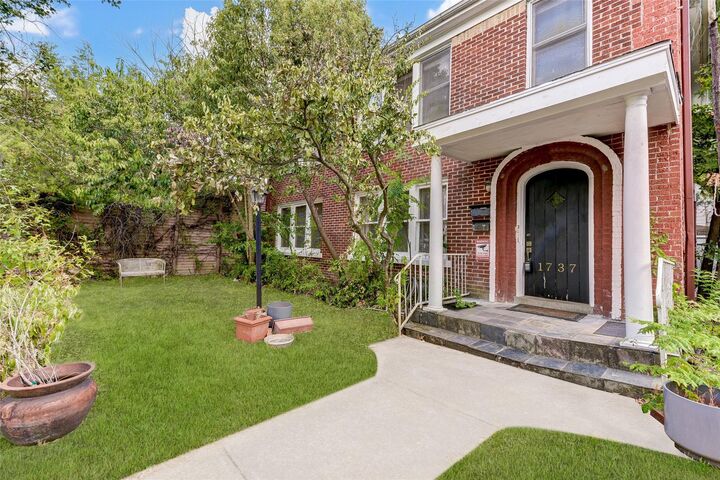 Property Photo:  1737 Branard Street  TX 77098 