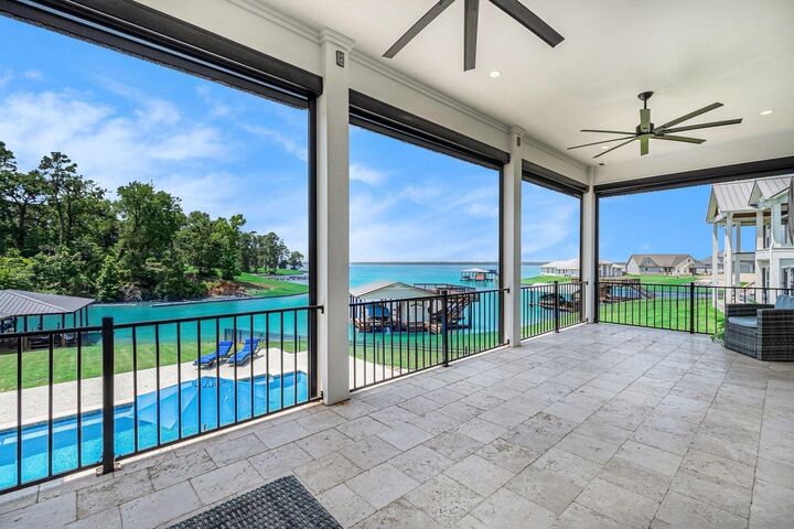 Property Photo:  111 Seagull Path  TX 77364 