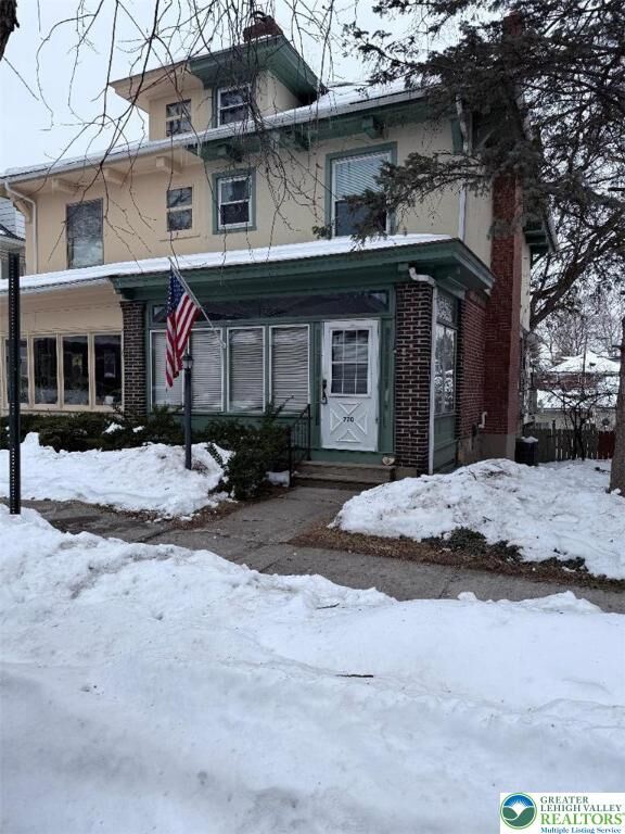 Property Photo:  720 7th Avenue  PA 18018 