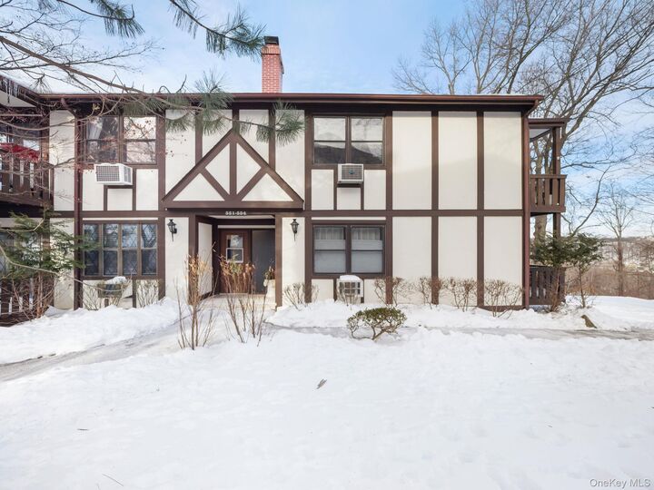 Property Photo:  552 Sierra Vista Lane  NY 10989 