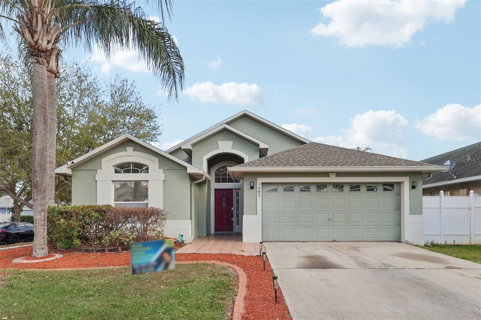 Property Photo:  7903 Oakstone Court  FL 32822 