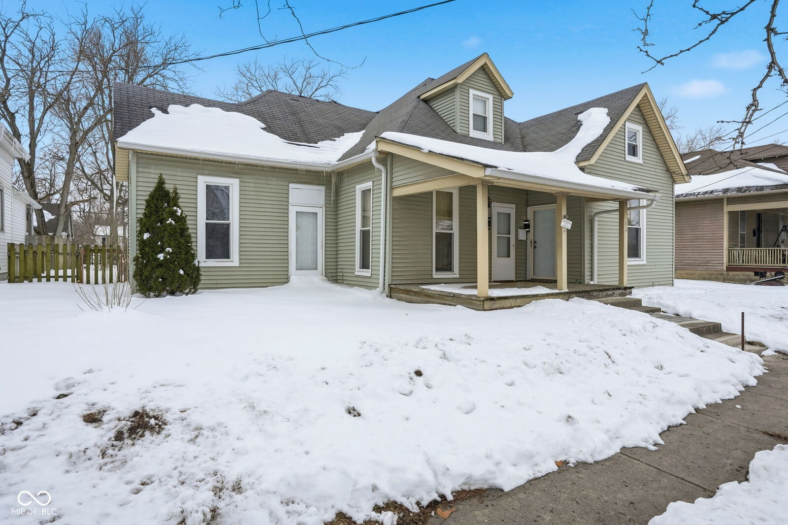 Property Photo: 518 N State Street IN 46140