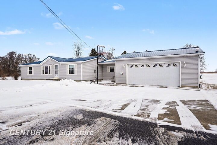 Property Photo:  1245 S Pine Road  MI 48708 