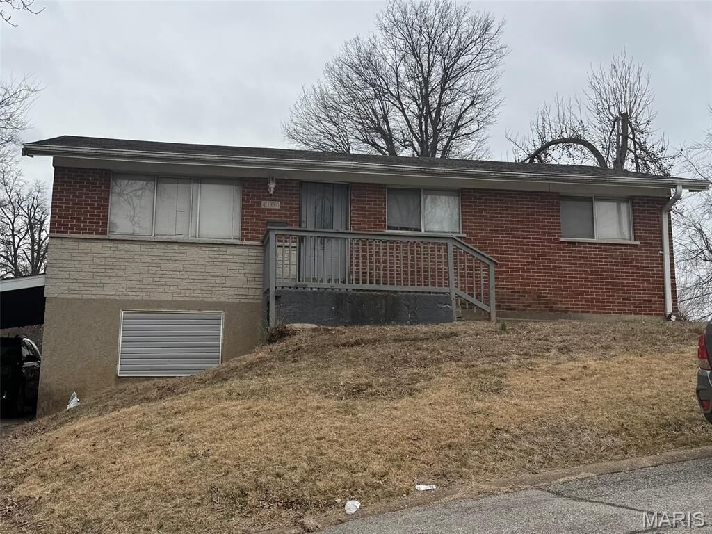 Property Photo: 4100 Ammann Lane MO 63121