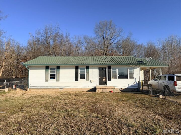 Property Photo: 17251 County Road 214 MO 63730