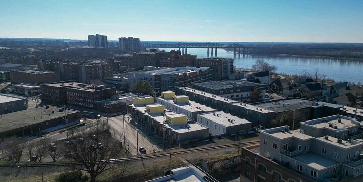 Property Photo:  462 Frontline Cv  TN 38103 