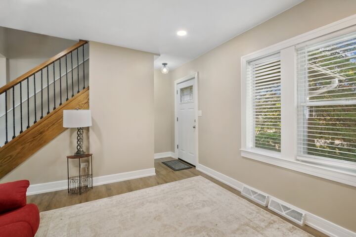 Property Photo:  236 N West Road  IL 60148 