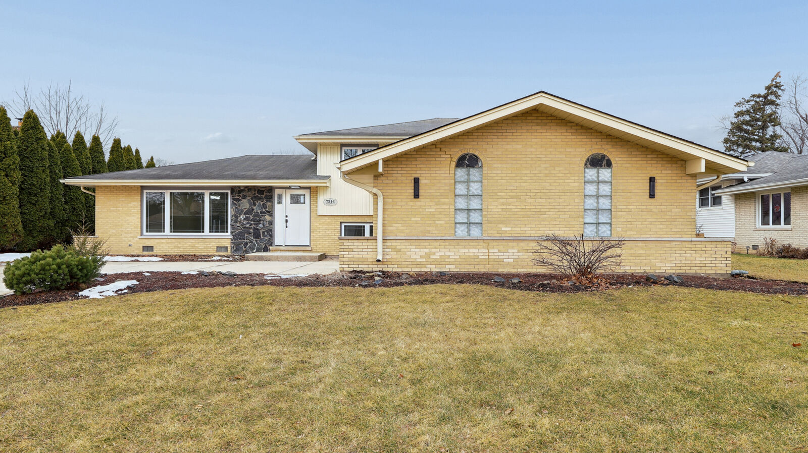 Property Photo:  7314 Summit Road  IL 60561 