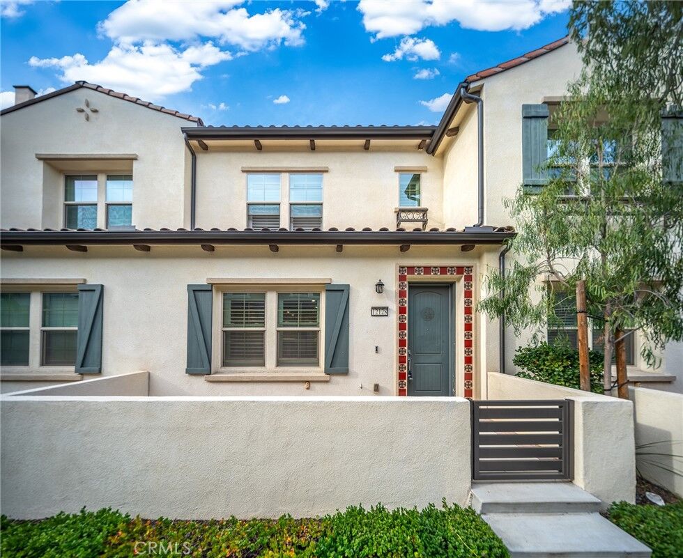 Property Photo:  12128 Summer Lane  CA 90602 