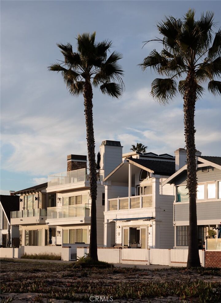 Property Photo: 116 E Oceanfront CA 92661