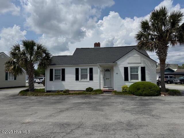 Property Photo: 203 W Bayshore Boulevard NC 28540