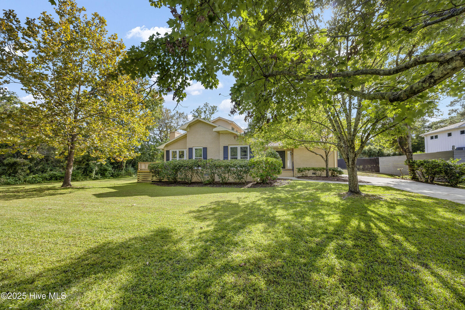Property Photo:  103 Herring Drive  NC 28461 