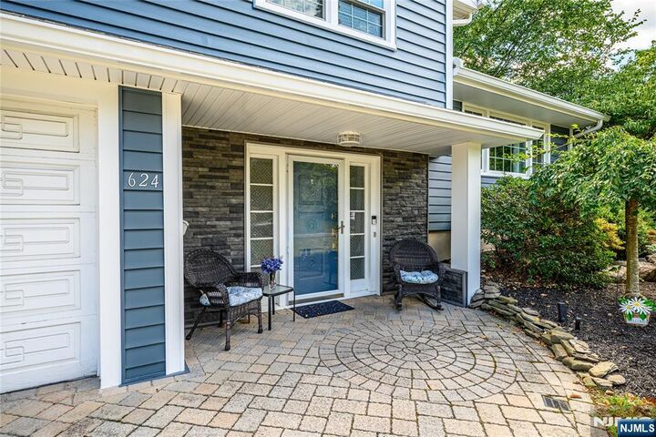 Property Photo:  624 West Drive  NJ 07652 