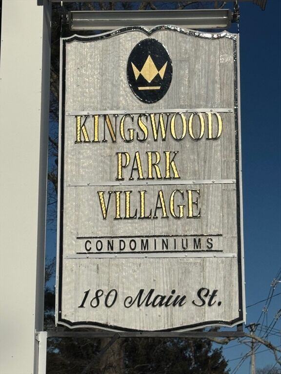 Property Photo:  180 Main Street 1109  MA 02324 