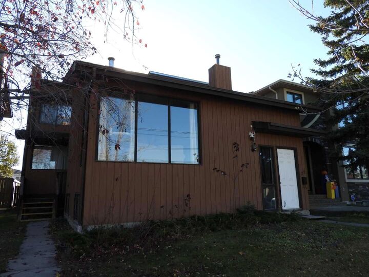 129 32 Avenue NW — photo 1