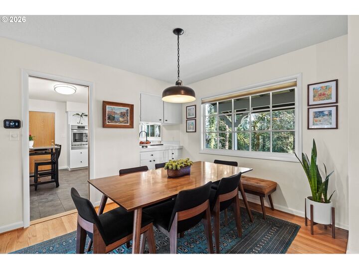 Property Photo:  1036 Bullock St  OR 97034 