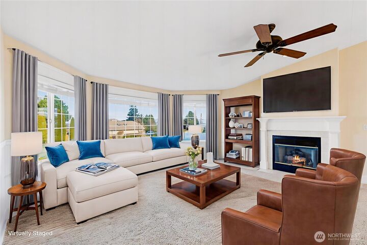 Property Photo:  1205  35th Street  WA 98221 