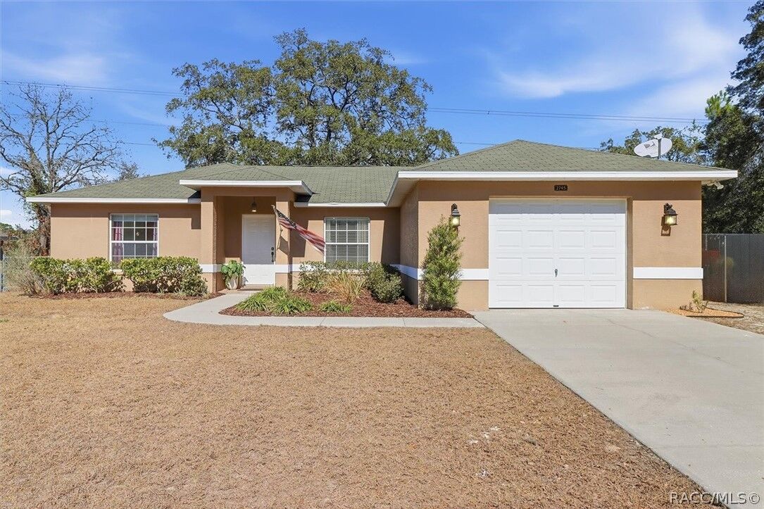 Property Photo:  2745 W Redgate Drive  FL 34433 