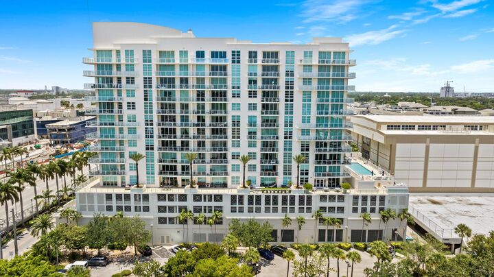 Property Photo:  1819 SE 17th Street 901  FL 33316 