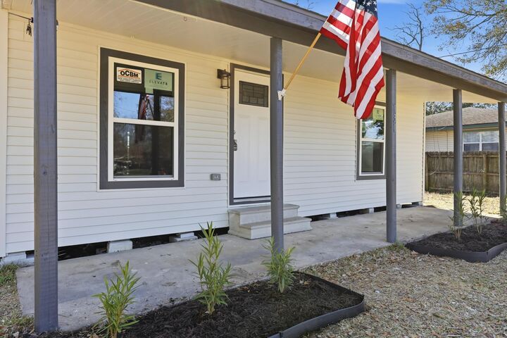 Property Photo:  131 6th Ave.  TX 77627 