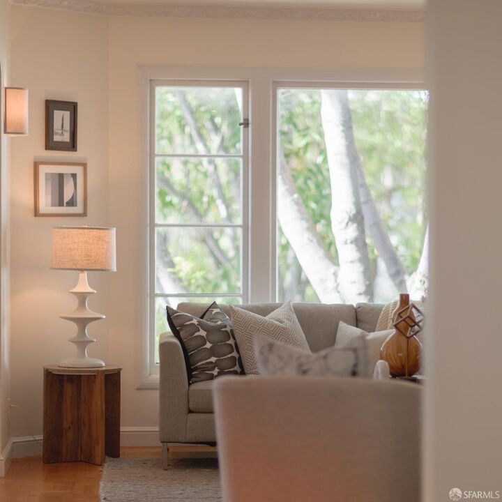 Property Photo:  209 Noe Street  CA 94114 