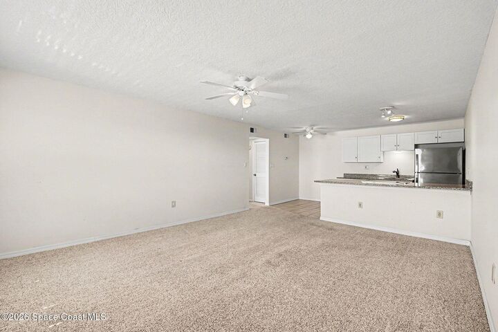Property Photo: 190 E Olmstead Drive FL 32780