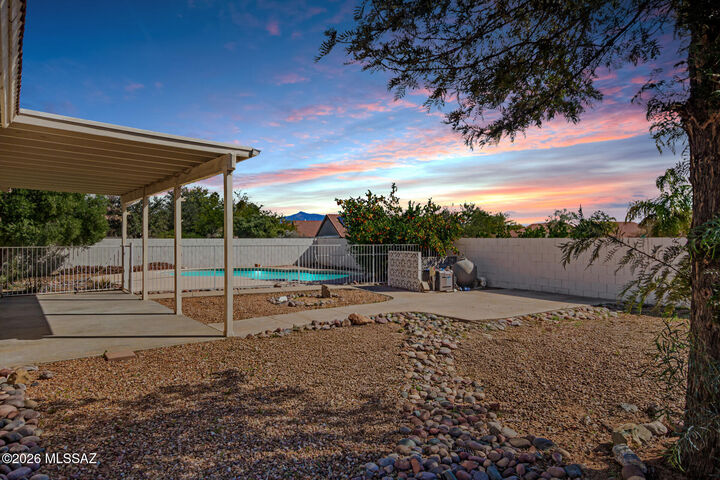 Property Photo:  9086 E La Palma Drive  AZ 85747 