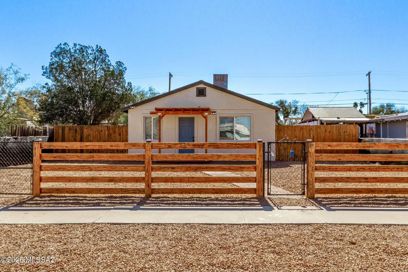 Property Photo:  1132 E 27th Street  AZ 85713 