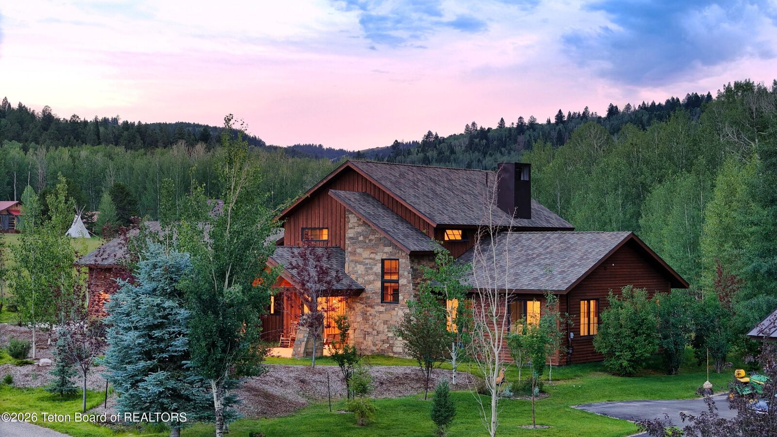 Property Photo: 9802 Hiddenwaters Lane ID 83455