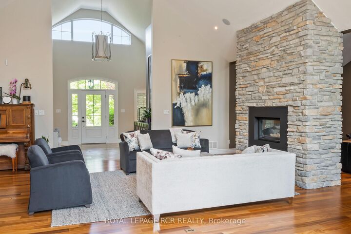 Property Photo: 9727 Dundas Street E ON N0B 1T0
