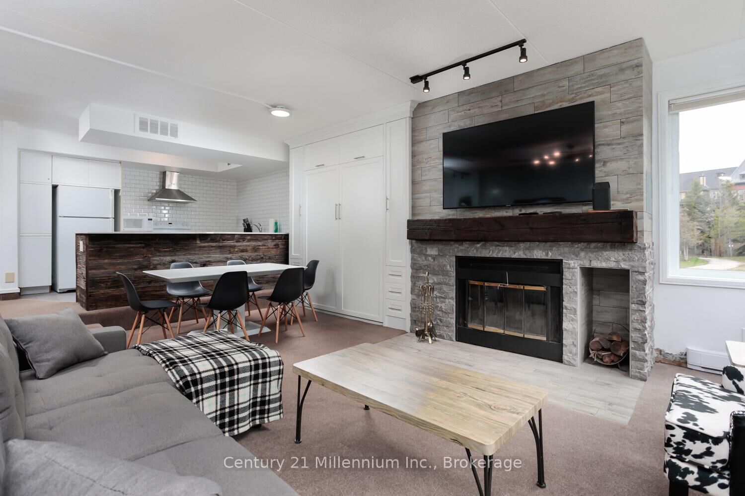 Property Photo:  107 Ann Heggtveit Drive 112  ON L9Y 0P7 