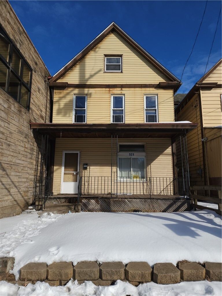Property Photo: 521 Bessemer Ave PA 15112