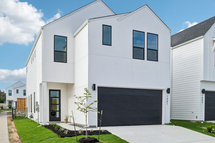 Property Photo: 1301 Sweet Bark Street TX 78745