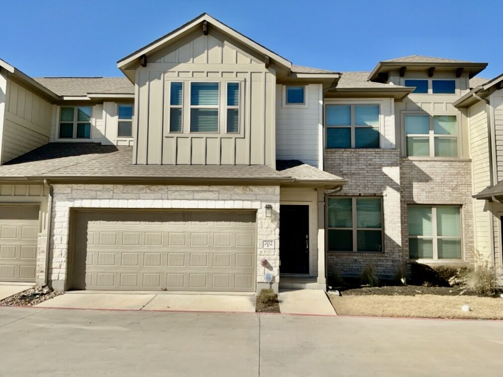 Property Photo:  2500 Forest Creek Drive 702  TX 78664 
