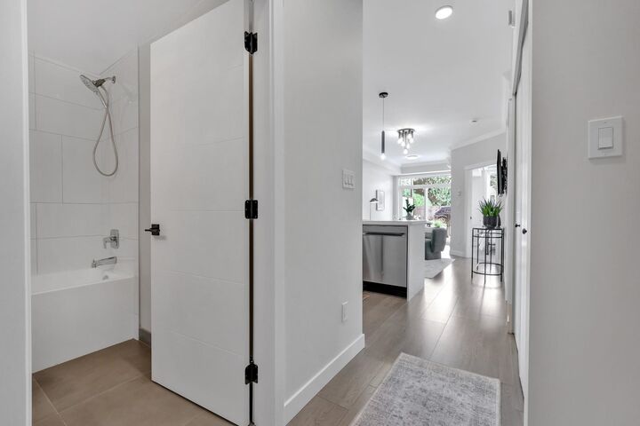 Property Photo: 12143 223 Street 313 BC V2X 5Y6