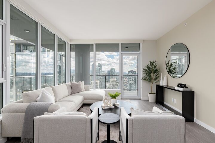 Property Photo: 4168 Lougheed Highway 605 BC V5C 0N9