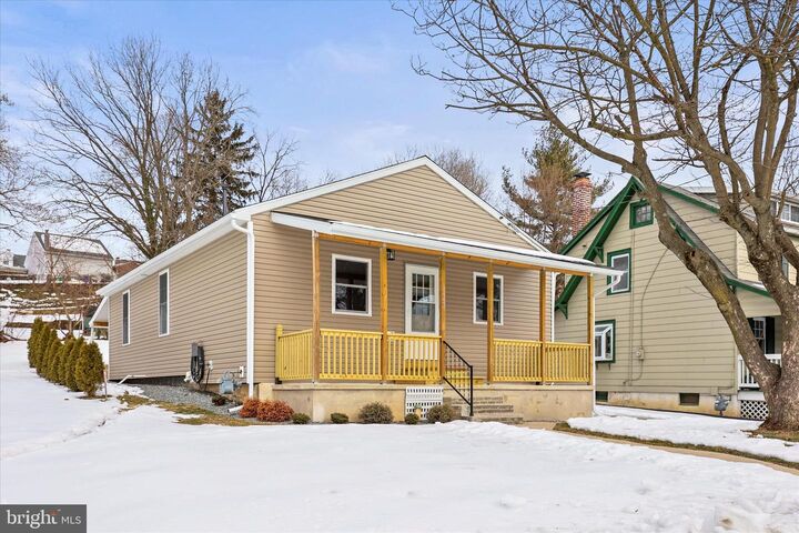 Property Photo: 1443 W College Avenue PA 17404