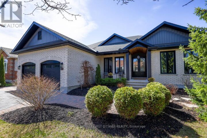 Property Photo: 179 Glenncastle Drive ON K0A 1L0