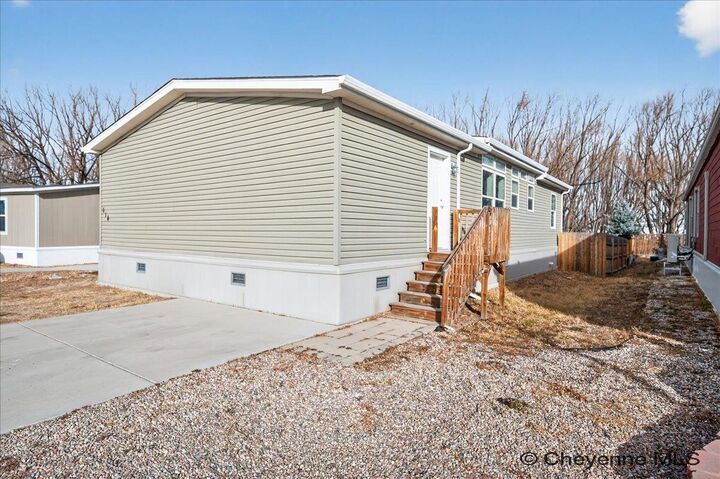 Property Photo:  614 Broken Wheel Ct  WY 82007 