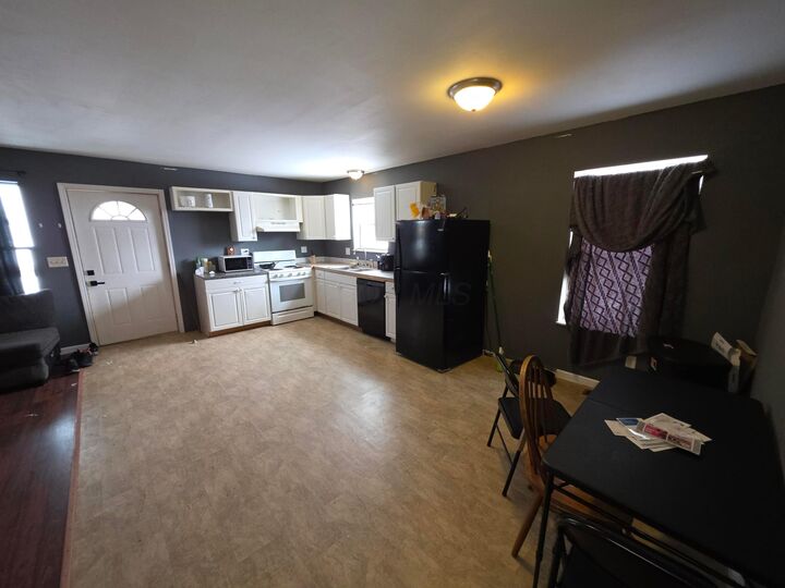 Property Photo:  85 S Cherry Street  OH 43338 