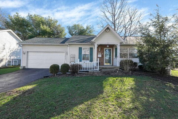 Property Photo:  574 Blakeley Place  OH 43055 