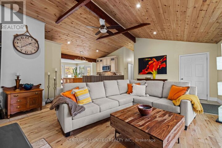 Property Photo: 25 Sugarbush Boulevard ON K0L 1J0