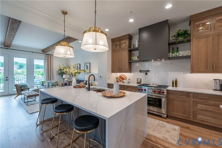 Property Photo: 12 E Cary Street 1 VA 23219