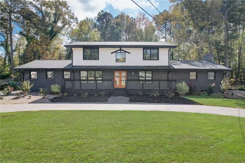 Property Photo:  3202 Kingsdale Drive SW  GA 30311 