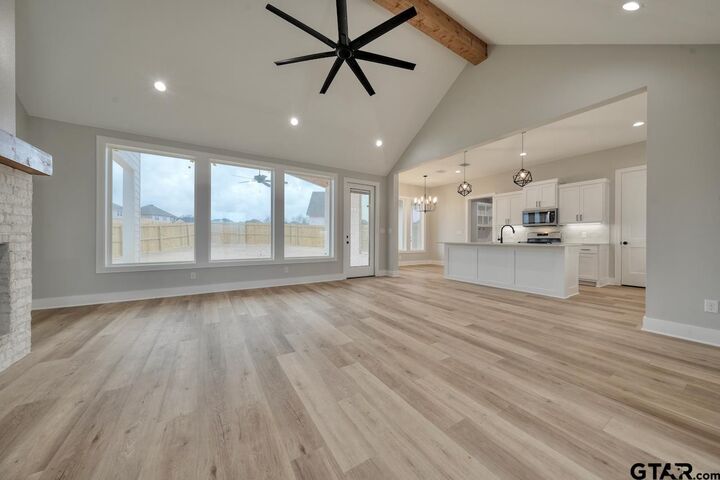 Property Photo:  606 Prince Ln  TX 75704 