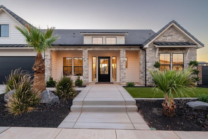Property Photo:  4936 S Lakefront Place  UT 84780 