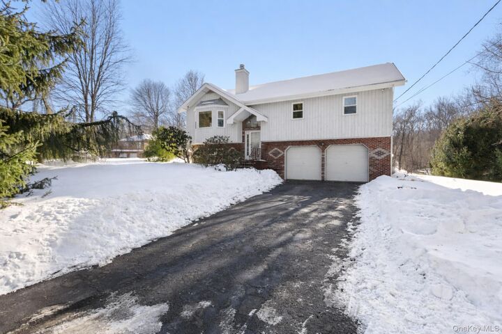 Property Photo:  7 Cimarron Road  NY 10579 