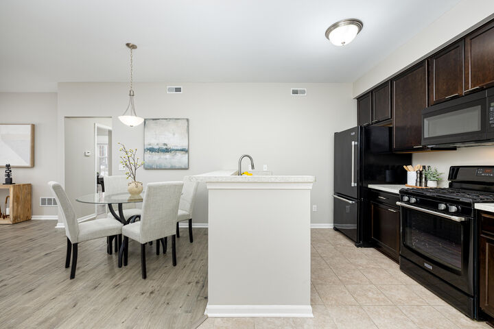 Property Photo: 1062 W Summerfield Glen Circle MI 48103