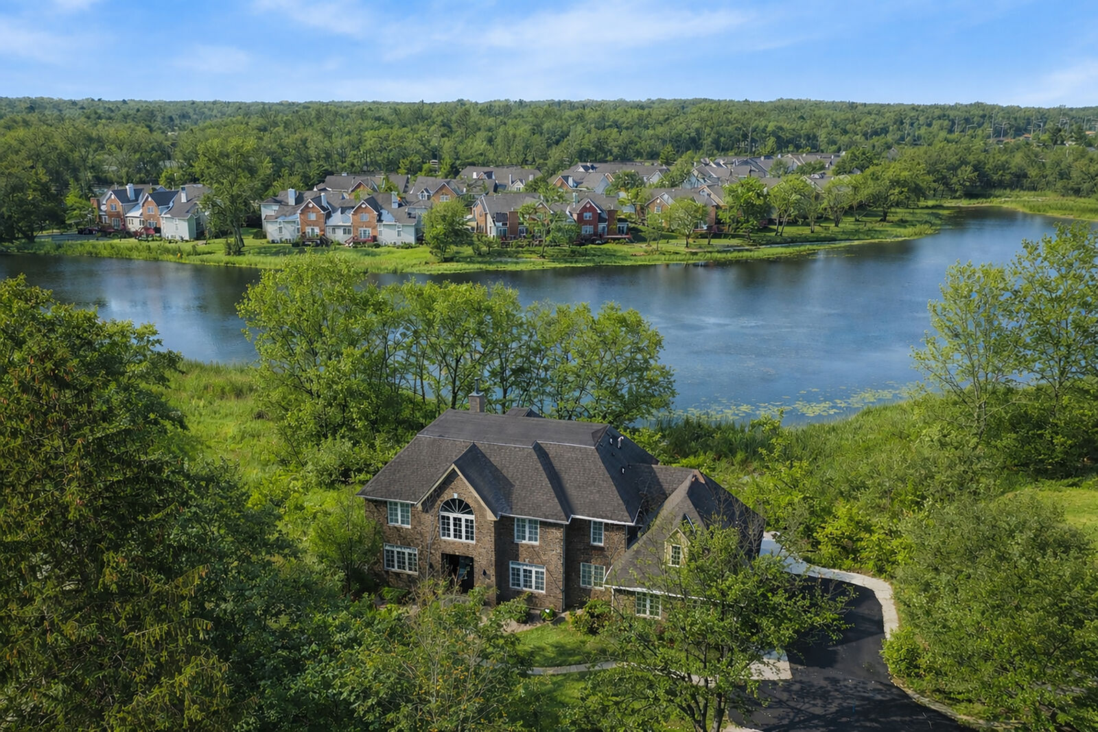 Property Photo:  1481 W Winnetka Street  IL 60067 